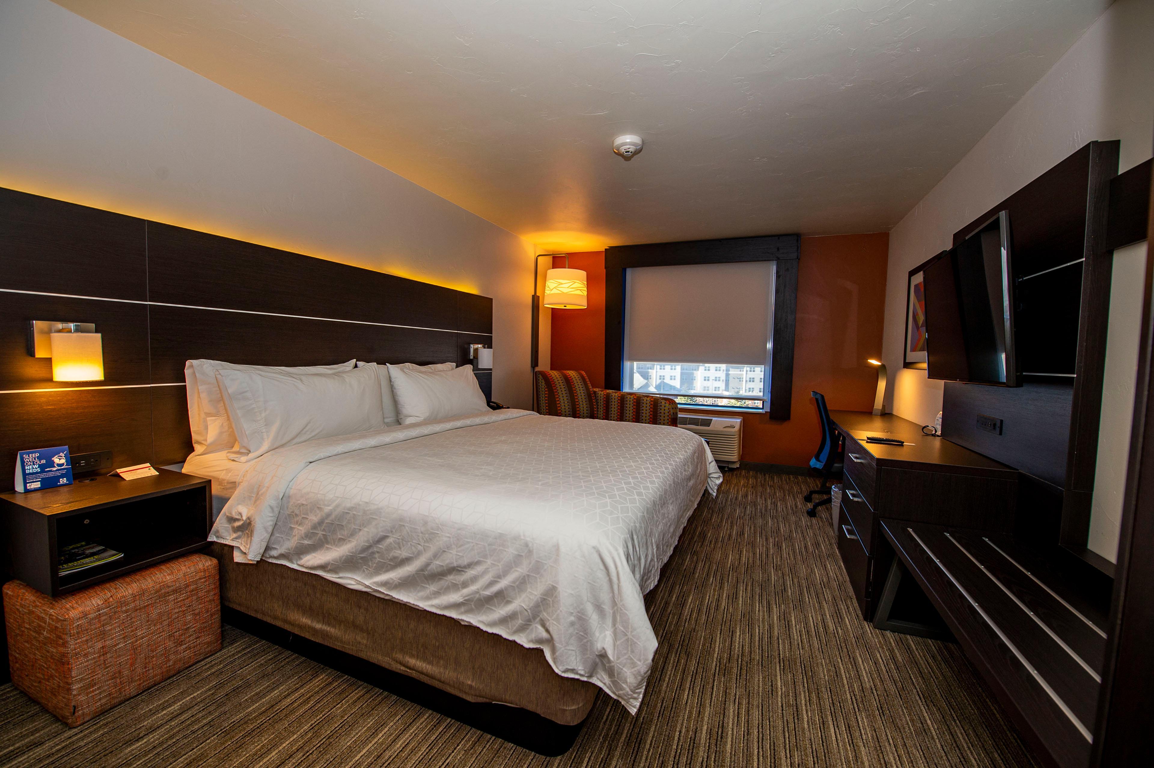 Holiday Inn Express & Suites - Colorado Springs Afa Northgate By Ihg Экстерьер фото
