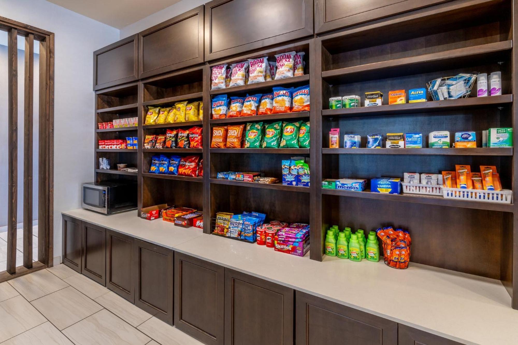 Holiday Inn Express & Suites - Colorado Springs Afa Northgate By Ihg Экстерьер фото